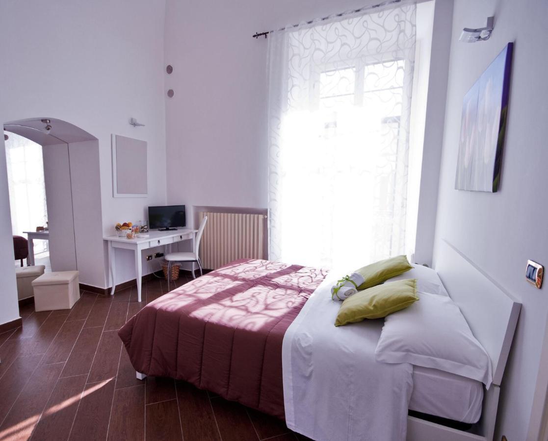Bed and Breakfast Dimora De Brado à Trani Extérieur photo