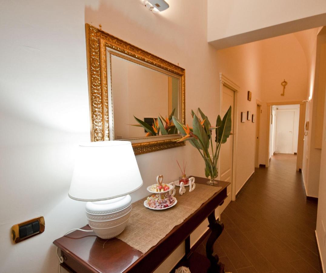 Bed and Breakfast Dimora De Brado à Trani Extérieur photo
