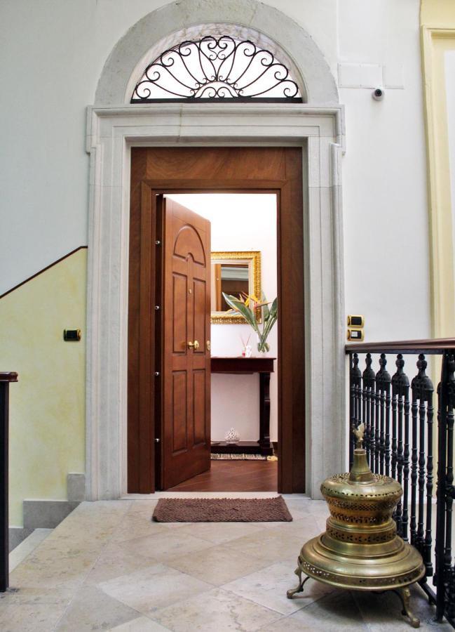 Bed and Breakfast Dimora De Brado à Trani Extérieur photo